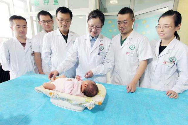 借卵助孕自怀机构的价格是多少