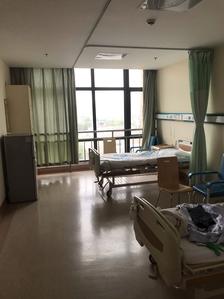 多囊卵泡不长内膜薄,成功怀上异卵双胞胎