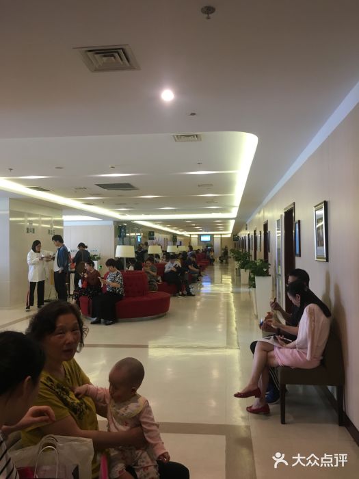 我做了第三代试管代生儿子包成!谈谈高龄机构做供卵的风险!